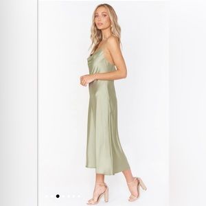 Show me your Mumu olive green Verona Cowl MIDI Dress - size small